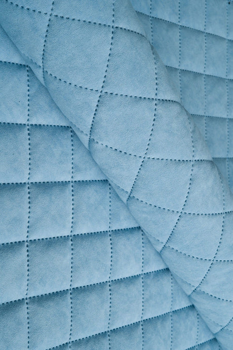 Ljus himmelsblå Uttario velvet 3D – quiltad velour med solfjädersmönster (bild 1 av 3)