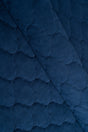 Mörk safirblå Uttario velvet 3D – quiltad velour med bubbelmönster (bild 1 av 3)