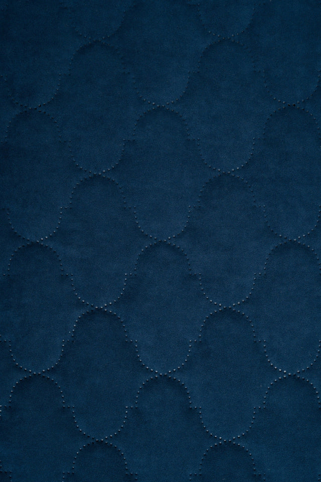 Mörk safirblå Uttario velvet 3D – quiltad velour med bubbelmönster (bild 2 av 3)