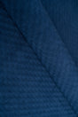 Mörk safirblå Uttario velvet 3D – quiltad velour med fint vågmönster (bild 1 av 3)