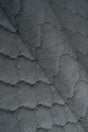 Mörk stormgrå Uttario velvet 3D – quiltad velour med bubbelmönster (bild 1 av 3)