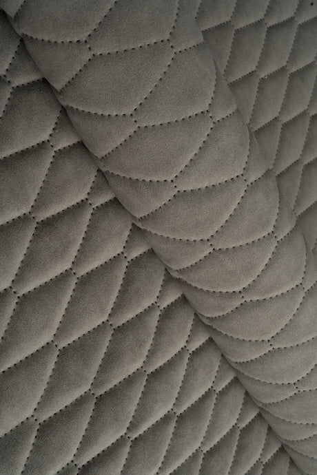 Varm drivvedgrå Uttario velvet 3D – quiltad velour med bladmönster (bild 1 av 3)