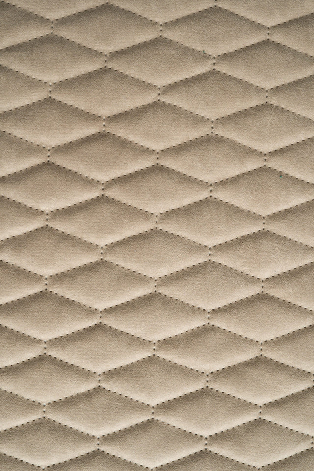 Varm dynbeige Uttario velvet 3D – quiltad velour med bladmönster (bild 2 av 3)