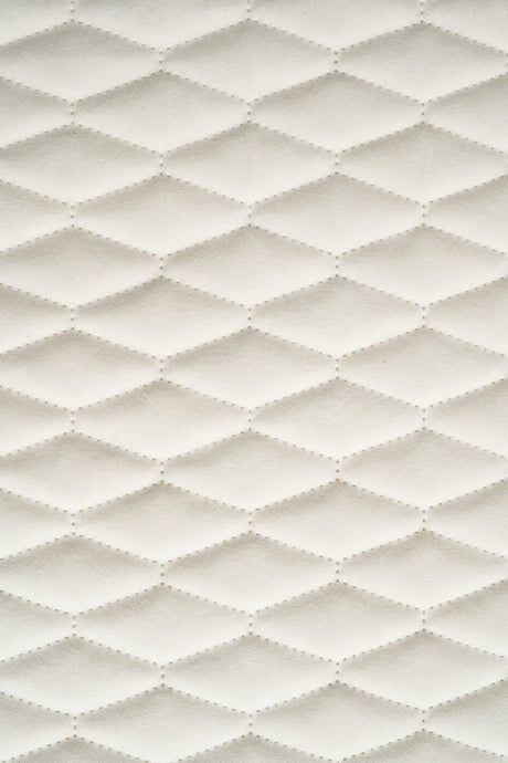Mjuk pärlvit Uttario velvet 3D – quiltad velour med bladmönster (bild 2 av 3)